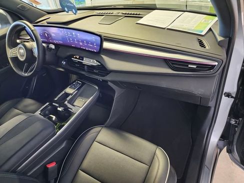 Certified 2025 Buick Enclave Preferred image 20