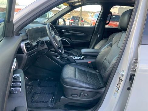 Used 2024 Kia Telluride EX X-Line AWD/4WD image 14