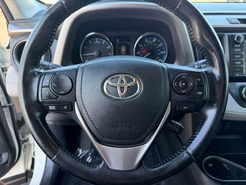 Used 2018 Toyota RAV4 Limited w/ Advanced Technology Package AWD/4WD image 18
