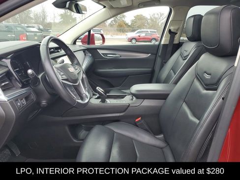 Used 2019 Cadillac XT5 Luxury image 6