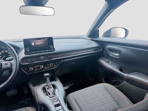 Used 2025 Honda HR-V Sport image 19