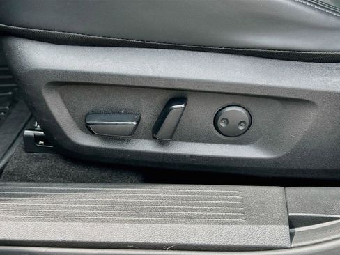 Used 2023 Nissan Rogue SV w/ SV Premium B Package FWD image 24