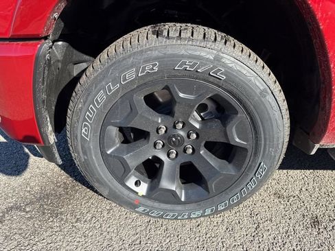 New 2026 RAM 1500 Big Horn w/ Night Edition AWD/4WD image 9
