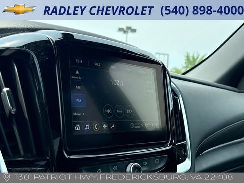 Certified 2023 Chevrolet Traverse LT FWD image 8