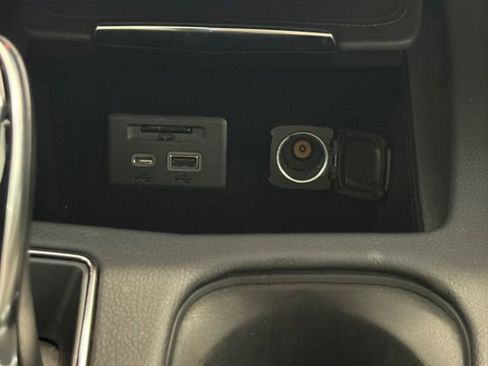 Certified 2022 Cadillac XT4 Premium Luxury w/ Technology Package FWD image 6