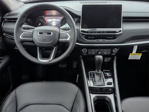New 2026 Jeep Compass Limited image 15