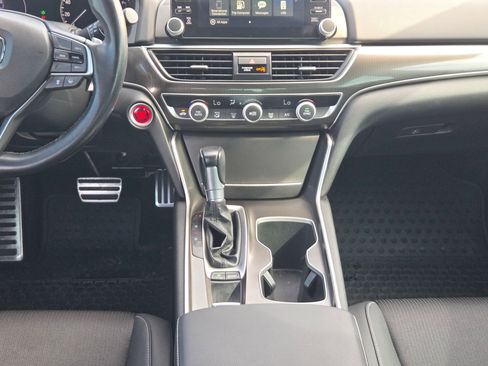 Used 2020 Honda Accord Sport image 17