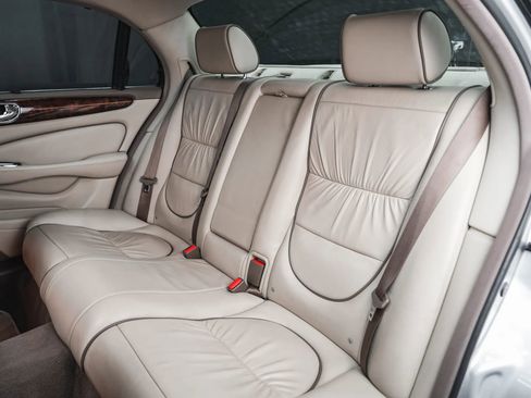 Used 2006 Jaguar XJ Vanden Plas RWD image 46