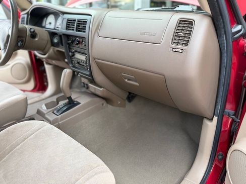 Used 2003 Toyota Tacoma PreRunner RWD image 91