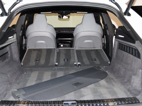 Used 2023 Audi SQ8 Prestige image 14