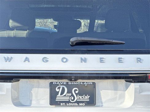 Used 2022 Jeep Wagoneer Series II w/ Premium Group I image 36