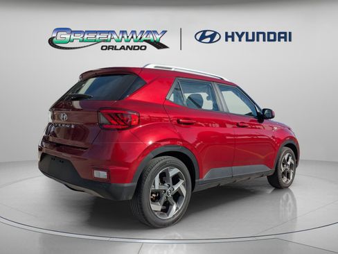 Used 2023 Hyundai Venue Limited w/ Cargo Package FWD image 8