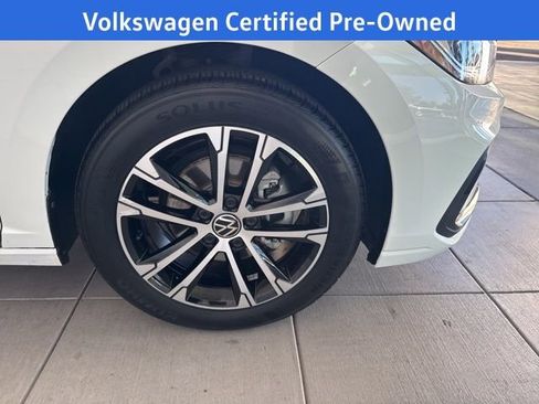 Certified 2025 Volkswagen Jetta Sport image 20