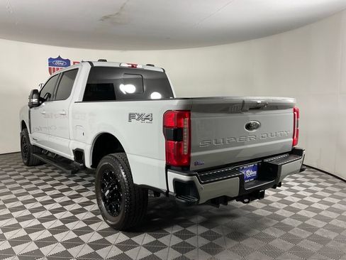 Used 2025 Ford F250 Lariat w/ Black Appearance Package AWD/4WD image 5