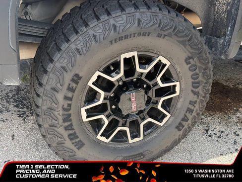 Used 2024 GMC Sierra 2500 AT4X AWD/4WD image 6