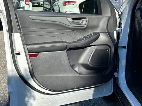 New 2026 Ford Escape Active image 10