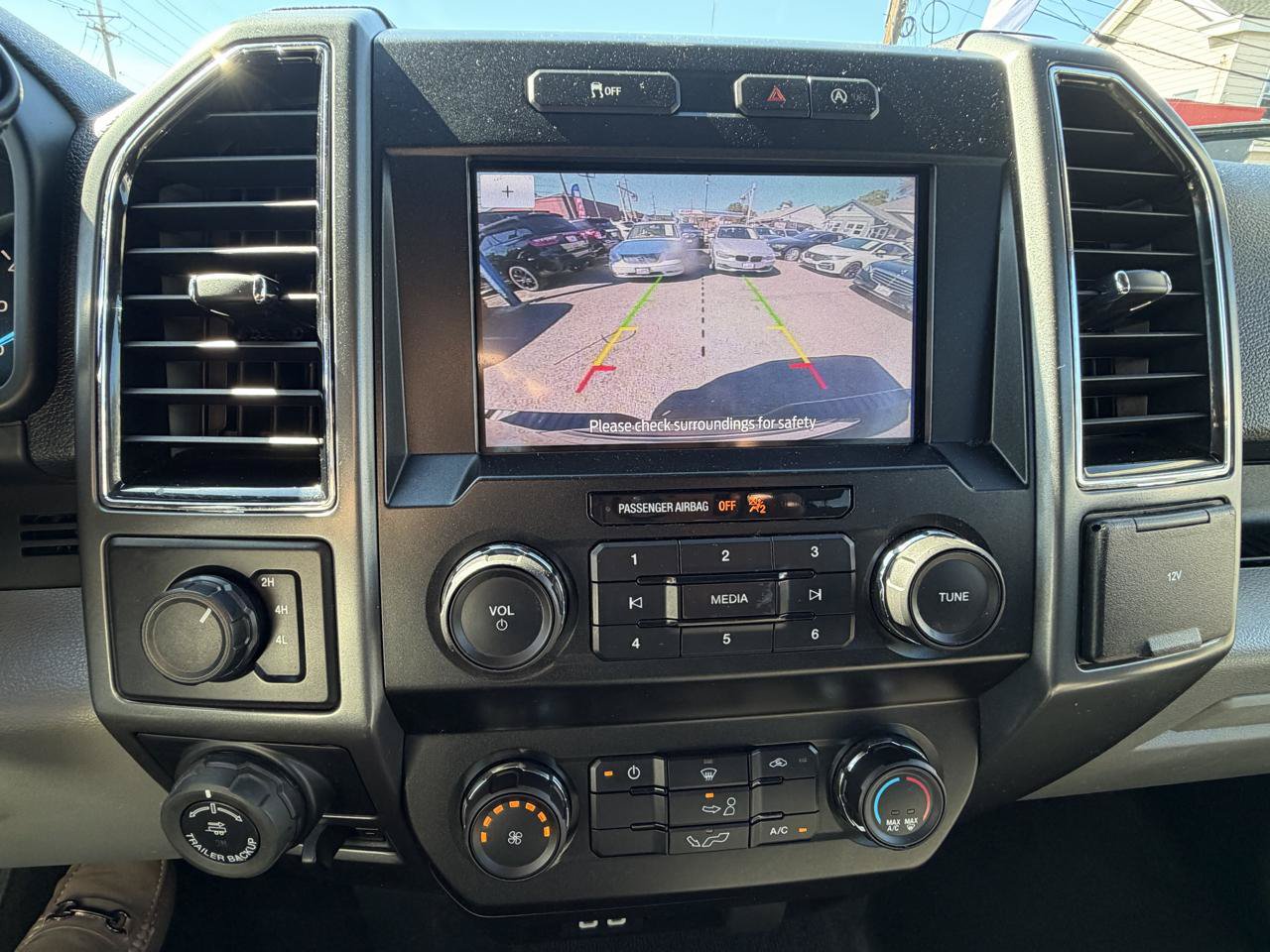 Used 2020 Ford F150 XLT w/ Trailer Tow Package AWD/4WD image 31