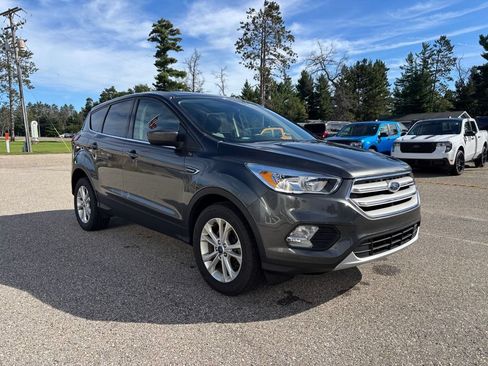 Used 2019 Ford Escape SE AWD/4WD image 1