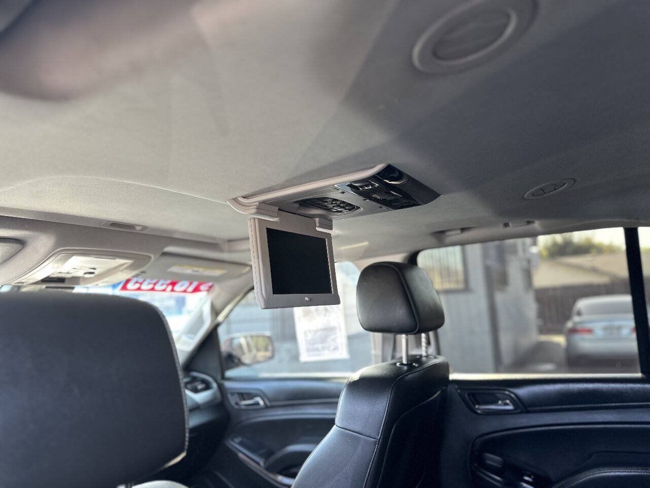 Used 2015 Chevrolet Tahoe LT RWD image 24