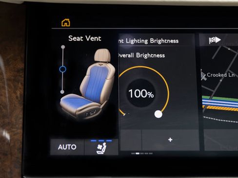 Used 2021 Bentley Flying Spur W12 image 99