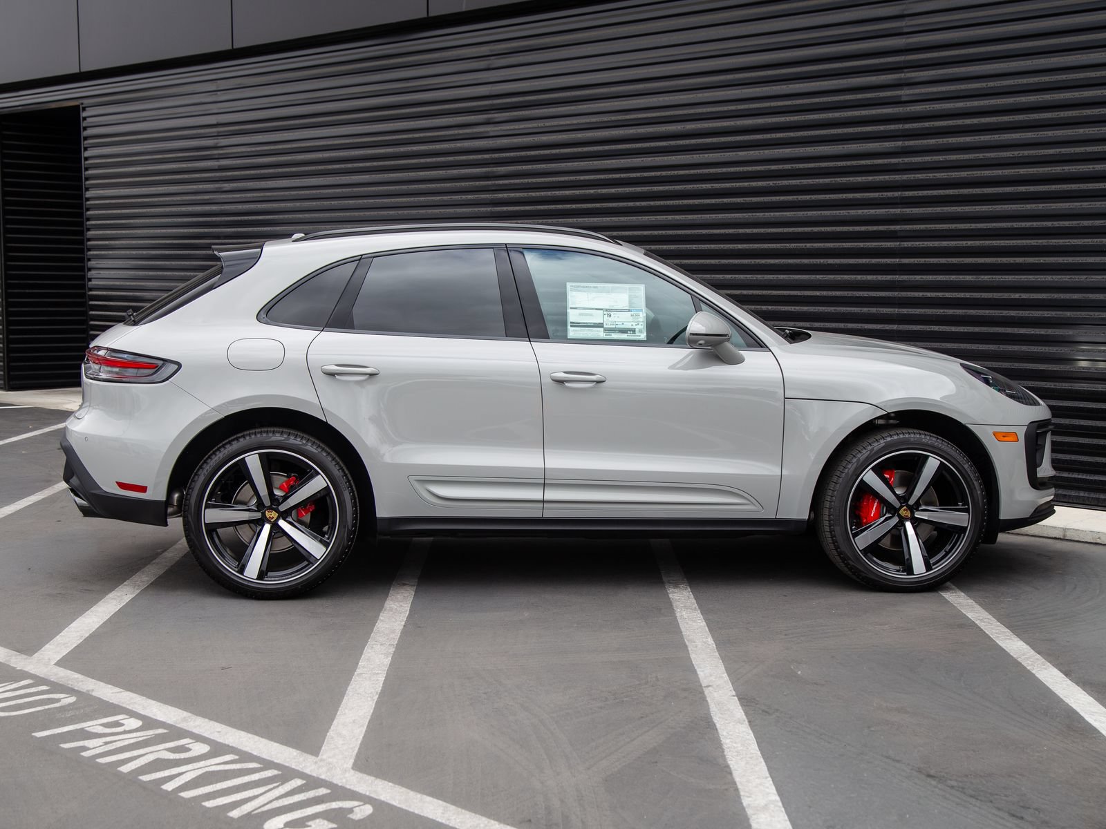 Used 2026 Porsche Macan S AWD/4WD image 8