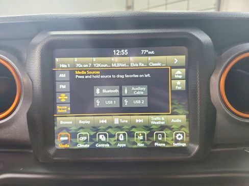 Used 2022 Jeep Gladiator Mojave w/ Trailer Tow Package AWD/4WD image 25