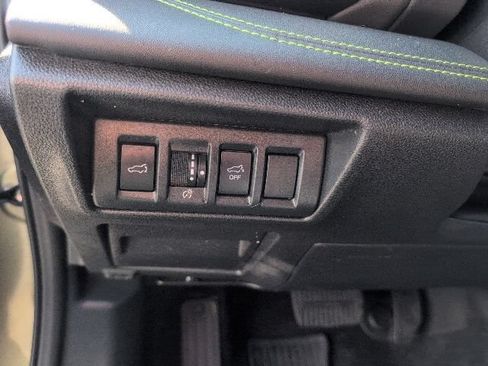 Used 2025 Subaru Outback Onyx Edition AWD/4WD image 25