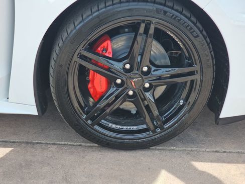 New 2026 Chevrolet Corvette Stingray Convertible w/ Battery Protection Package image 33