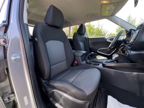 Used 2023 Kia Soul LX w/ Option Group 015 image 23