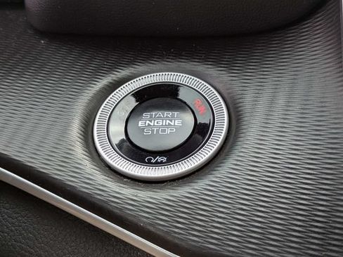 Used 2025 Jeep Grand Cherokee Altitude AWD/4WD image 28