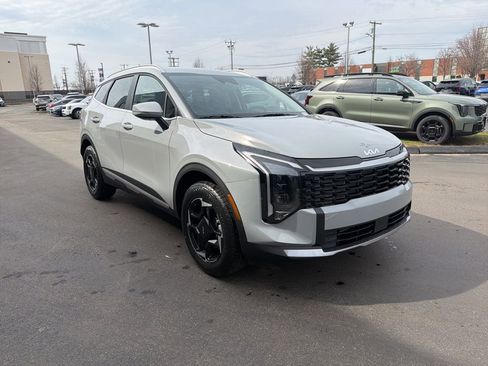 New 2026 Kia Sportage EX AWD/4WD image 4