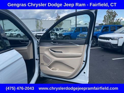 Used 2022 Jeep Grand Cherokee Limited 4xe AWD/4WD image 18
