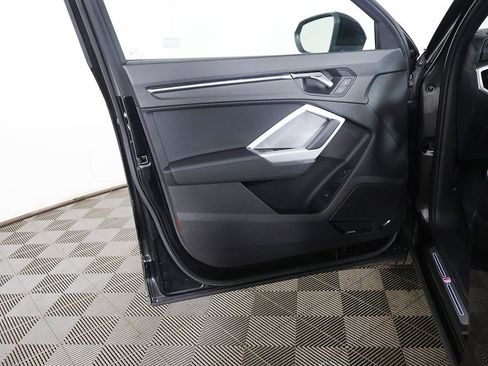 Used 2023 Audi Q3 2.0T Premium Plus w/ Premium Plus Package image 23