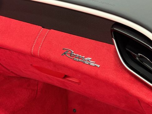 Used 2025 Ferrari Roma Spider RWD image 18