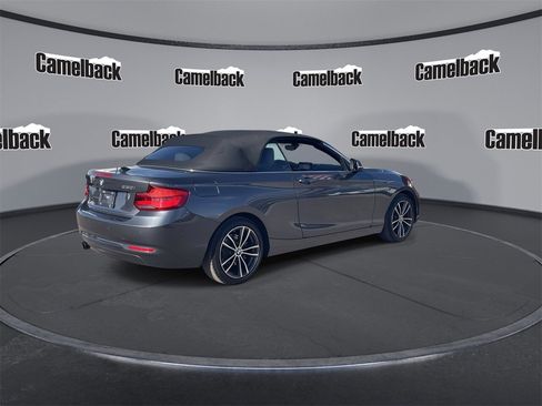 Used 2018 BMW 230i Convertible image 7