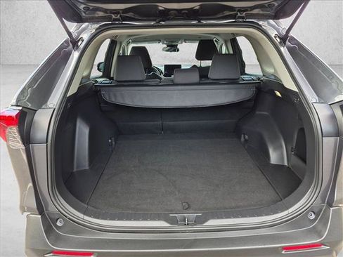 Certified 2025 Toyota RAV4 XLE AWD/4WD image 7