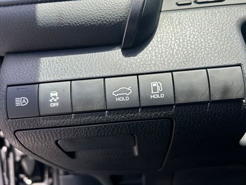 Used 2023 Toyota Camry XSE FWD image 8