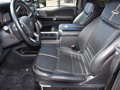 Certified 2024 Ford F250 Platinum w/ FX4 Off-Road Package image 11