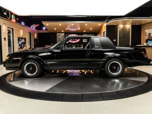 Used 1987 Buick Regal Coupe RWD image 19