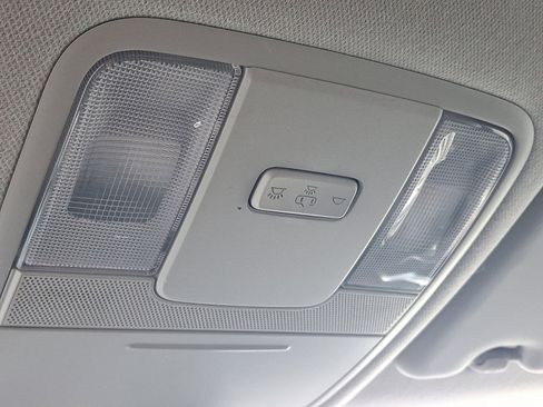 Used 2023 Kia Soul LX w/ LX Technology Package image 25