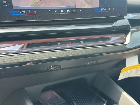 New 2026 BMW i5 eDrive40 image 24