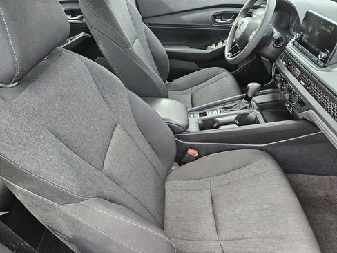 Used 2024 Honda Accord EX image 10