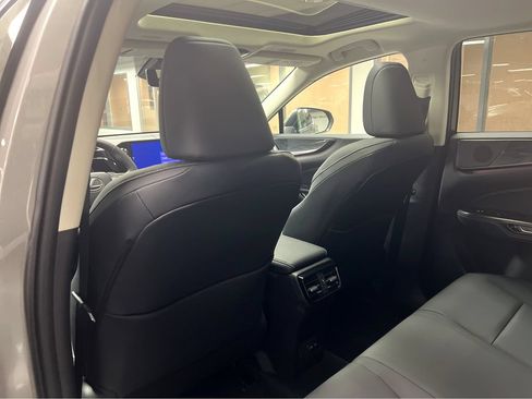 Used 2024 Lexus NX 350 AWD image 19