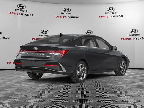 New 2026 Hyundai Elantra Limited FWD image 2