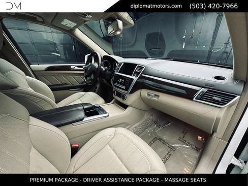 Used 2015 Mercedes-Benz GL 450 4MATIC image 18