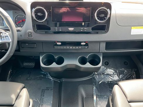 New 2026 Mercedes-Benz Sprinter 2500 image 13