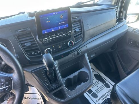 Used 2020 Ford Transit 250 Medium Roof image 12