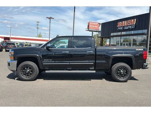 Used 2015 Chevrolet Silverado 2500 LTZ AWD/4WD image 9
