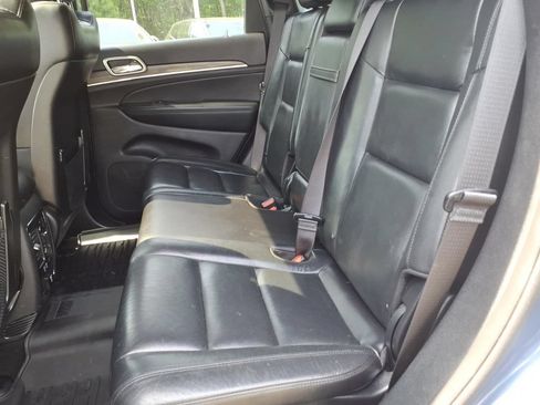Used 2021 Jeep Grand Cherokee Limited AWD/4WD image 15