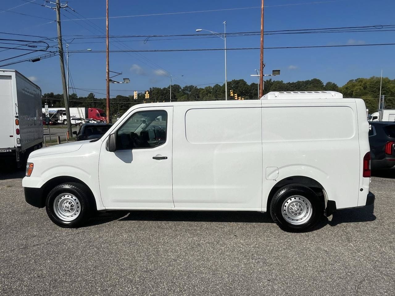 Used 2018 Nissan NV 2500 S RWD image 12